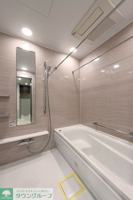 バス・シャワールーム　※写真は同タイプ住戸です。