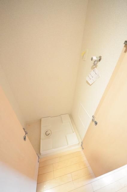 その他設備　★扉で隠せる洗濯機置き場★