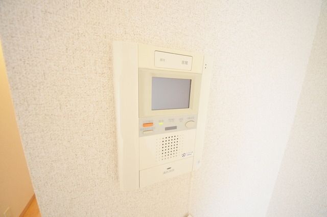 セキュリティ　★安心のモニター付きインターホン★