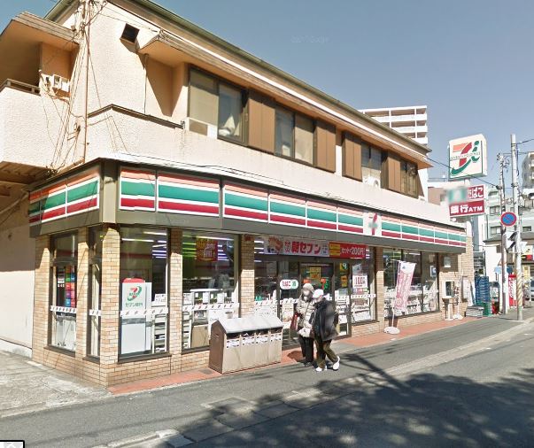 コンビニ　セブン-イレブン 松戸駅東口店（コンビニ）まで1052m