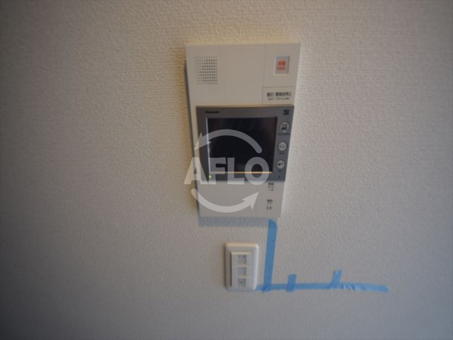 セキュリティ　エステムコート難波Vブロード　ＴＶ付モニターフォン