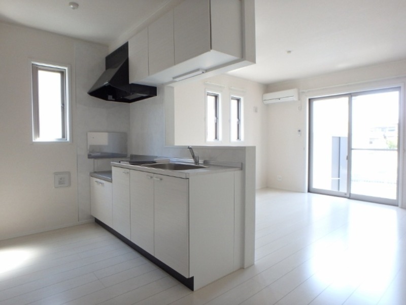 キッチン　図面と現状に相違がある場合には現状を優先