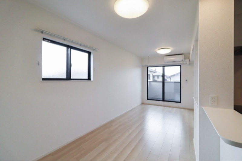 居室・リビング　図面と現状に相違がある場合には現状を優先