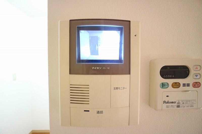 セキュリティ　インターホン　※別号室参考写真