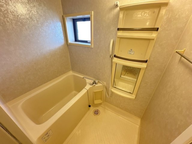 バス・シャワールーム　浴室