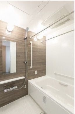 バス・シャワールーム　※別部屋の参考写真です。