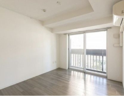 居室・リビング　※別部屋の参考写真です。