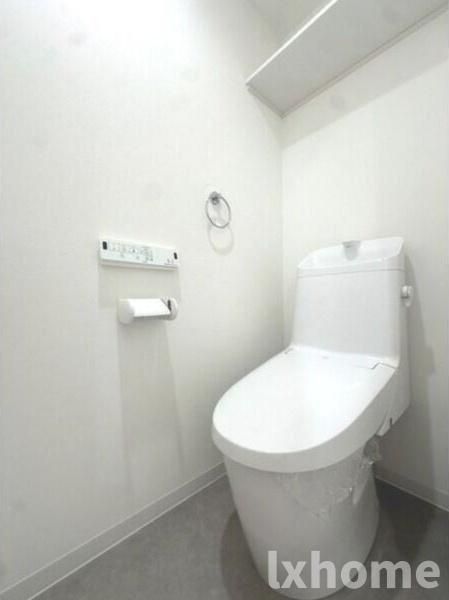 トイレ　ゆったりとした空間のトイレです