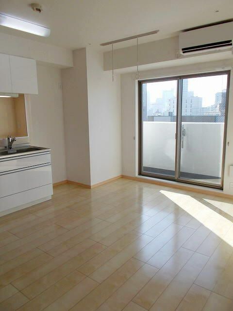 居室・リビング　※別部屋参考写真