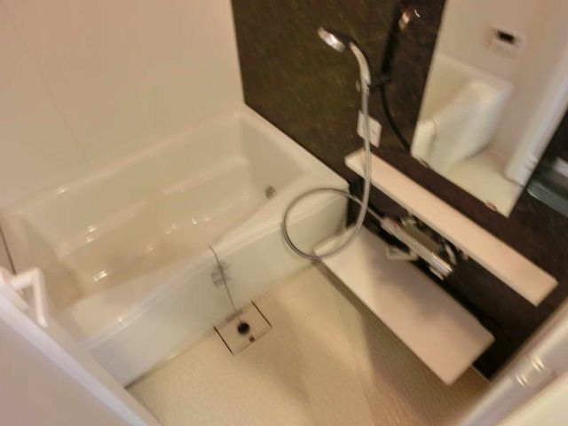 バス・シャワールーム　タウンハウジングまで