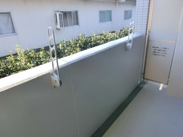 バルコニー　タウンハウジングまで