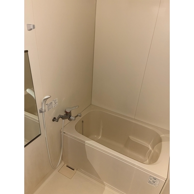 バス・シャワールーム　別部屋のお写真です。