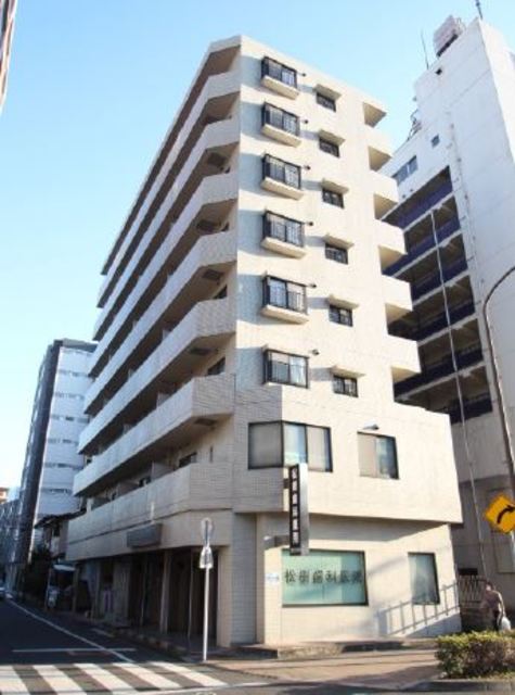 建物外観　丈夫で安心の鉄筋コンクリート造マンションです☆