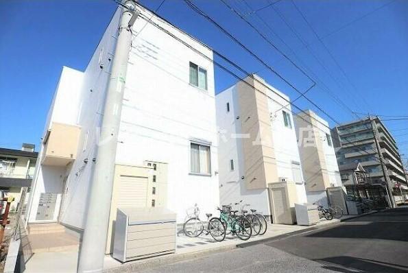 建物外観　外観は落ち着いています