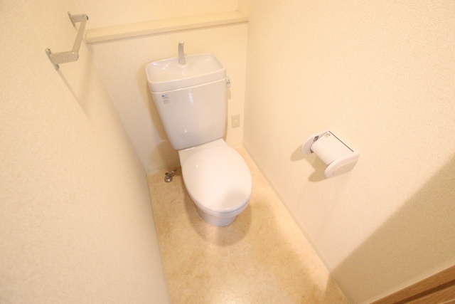 トイレ　※別号室の参考写真、現況優先※