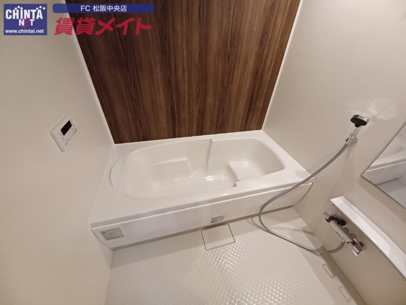 バス・シャワールーム　同型参考写真