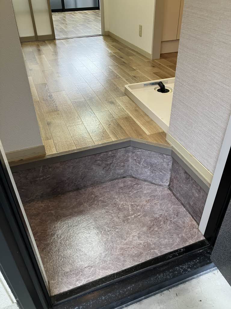 ティアラ藤の玄関写真