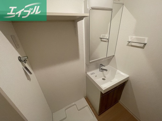 REGALEST 今の内装写真