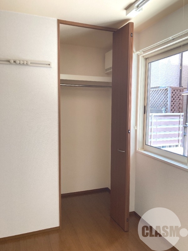収納　ウォークインクローゼット