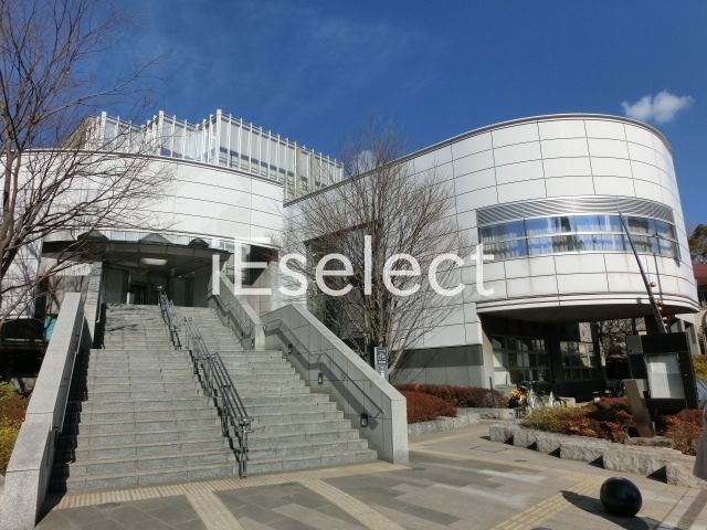 図書館　千葉市稲毛図書館（図書館）まで920m