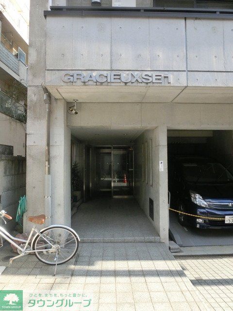 エントランス　エントランス