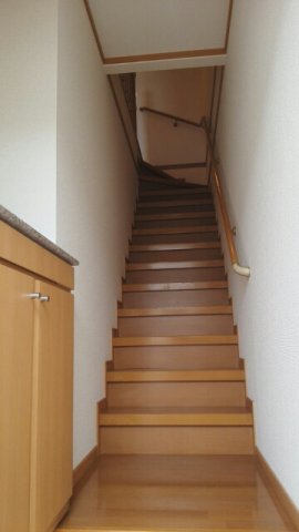 玄関　落ち着いた玄関です