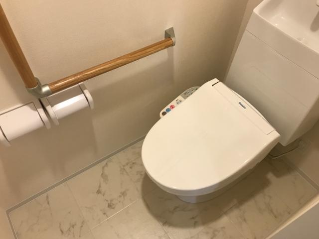 トイレ　シャワー付トイレ
