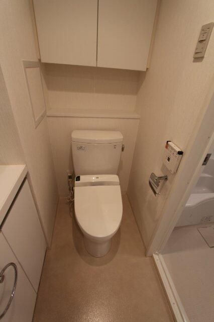トイレ　写真は同タイプ住居です。