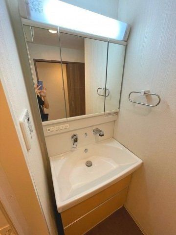 洗面設備　同社施工／参考写真