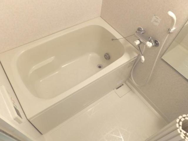 バス・シャワールーム　他住戸の参考写真です。
