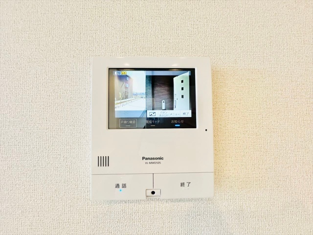セキュリティ　同一建物内３０２号室内装写真転載