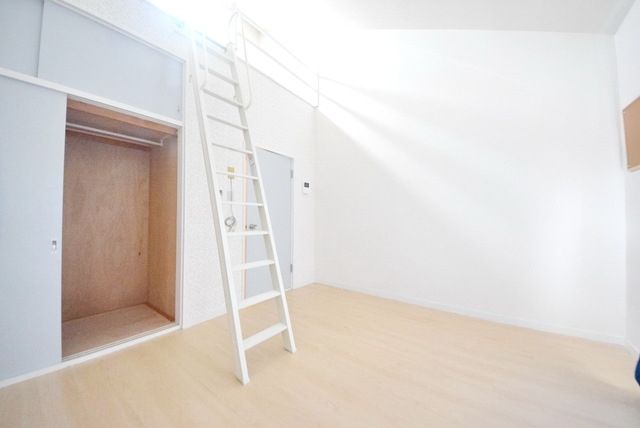 居室・リビング　洋室