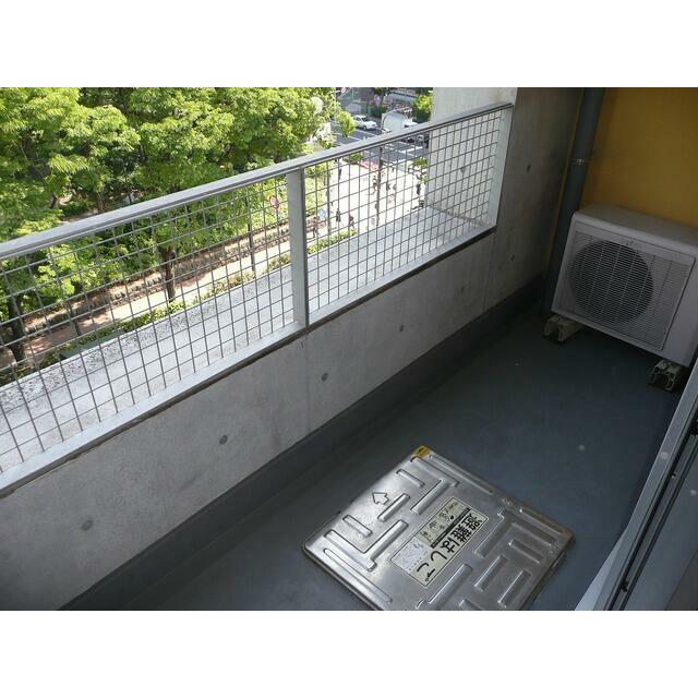 バルコニー　※別部屋の参考写真です。