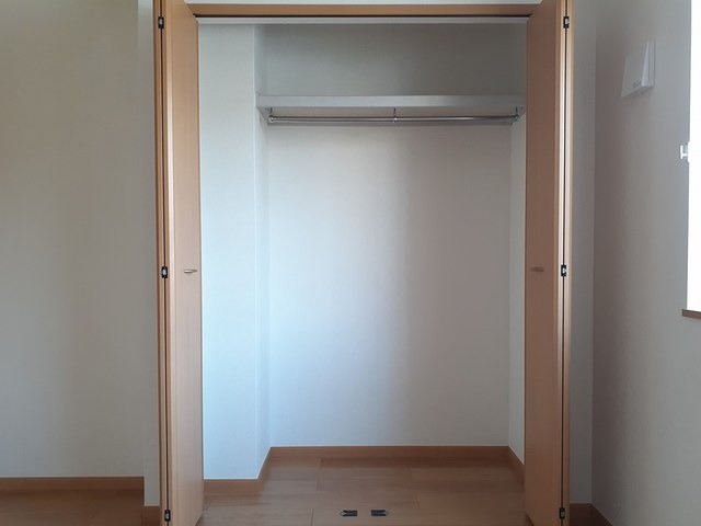 収納　図面と現状に相違がある場合には現状を優先