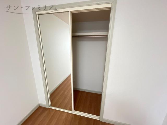 収納　同一物件別部屋写真