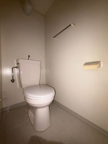ソレイユ神田1棟のトイレ写真