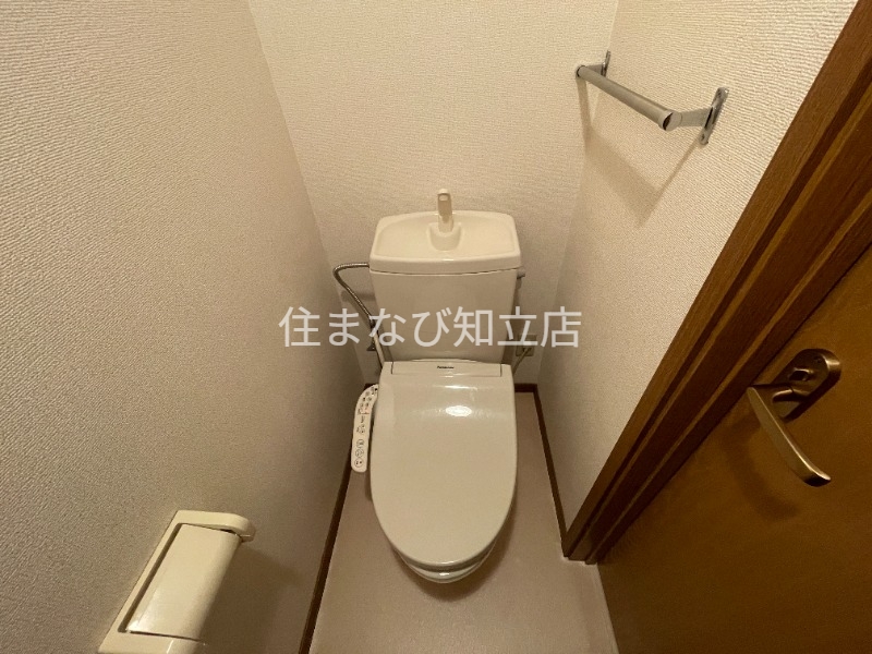 トイレ　反転・同型タイプ