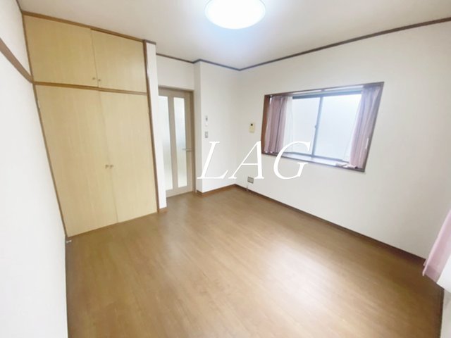 居室・リビング　洋室のお部屋です。