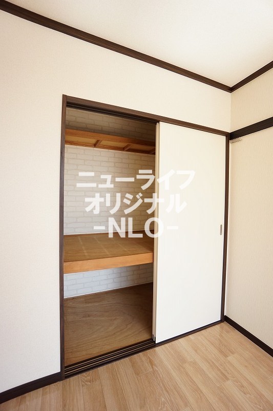 その他　5.4帖洋室収納☆