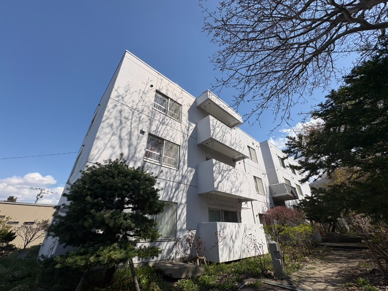 建物外観　札幌市中央区旭ヶ丘「グレイス旭ヶ丘」