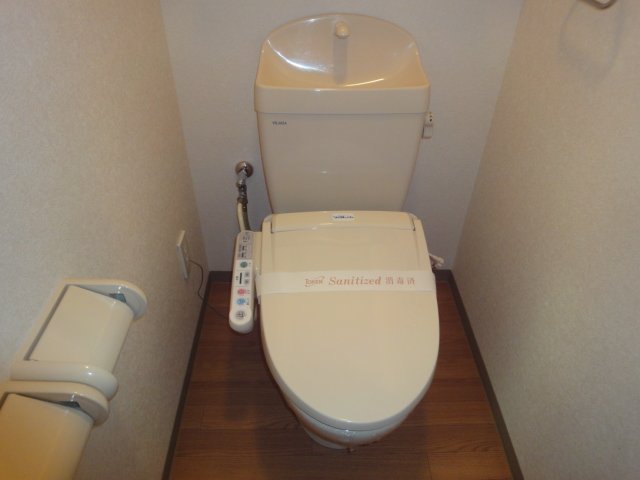 トイレ　シャワー付トイレ