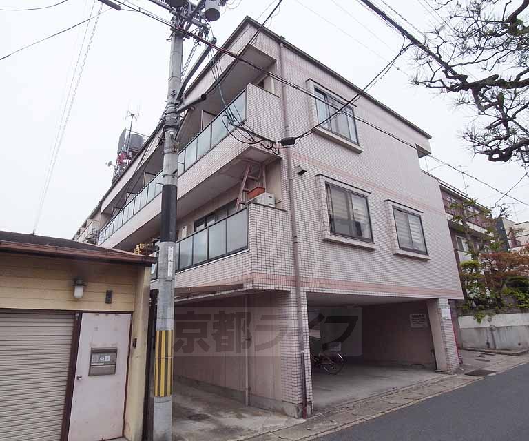 洗面設備　洗面台です・