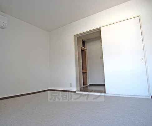居室・リビング　明るいお部屋です。