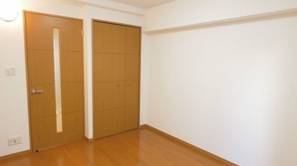 居室・リビング　別号室参考写真