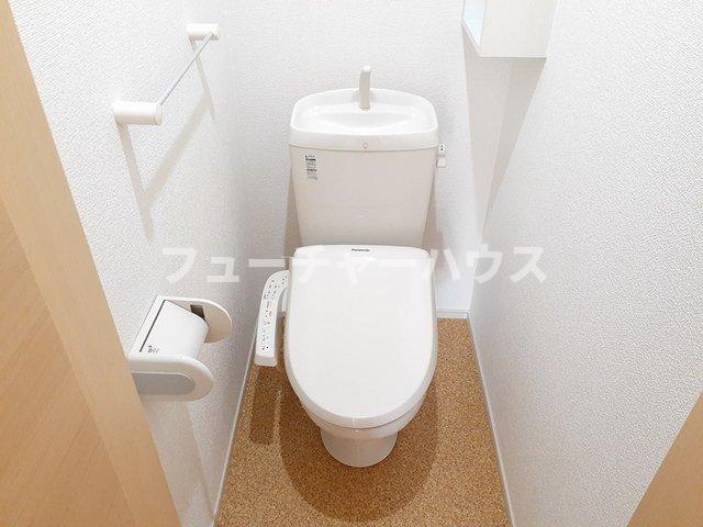 トイレ　コンパクトで使いやすいトイレです