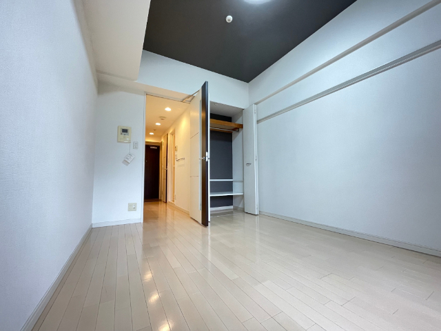 居室・リビング　広いお部屋です！