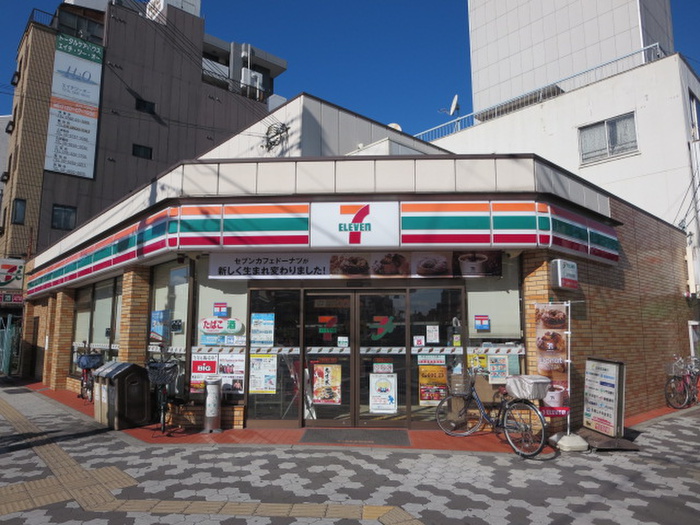 コンビニ　セブンイレブン（コンビニ）まで350m