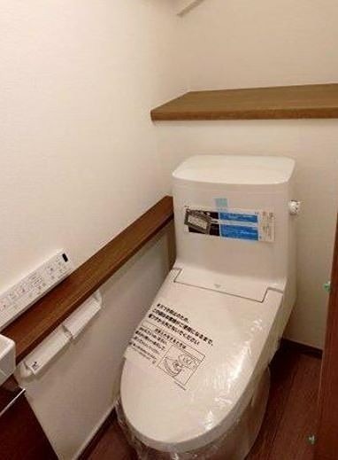 トイレ　※同仕様写真
