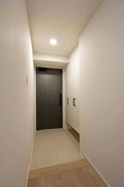 玄関　※写真は同タイプ住戸です。