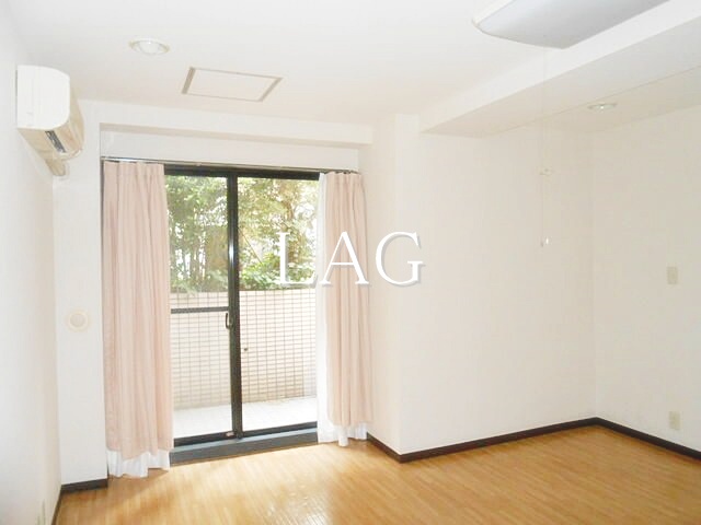 居室・リビング　洋室のお部屋です。